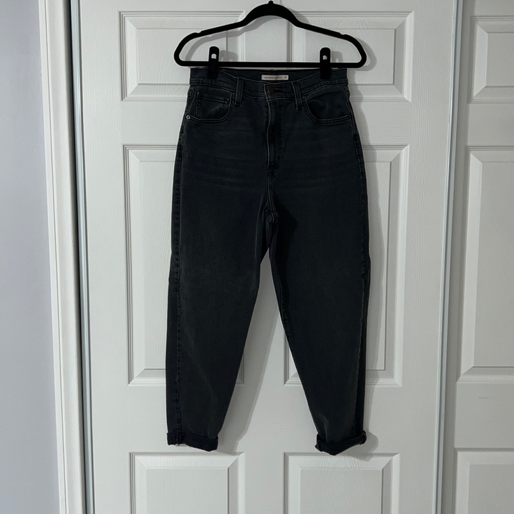 Levi’s high waisted mom jean